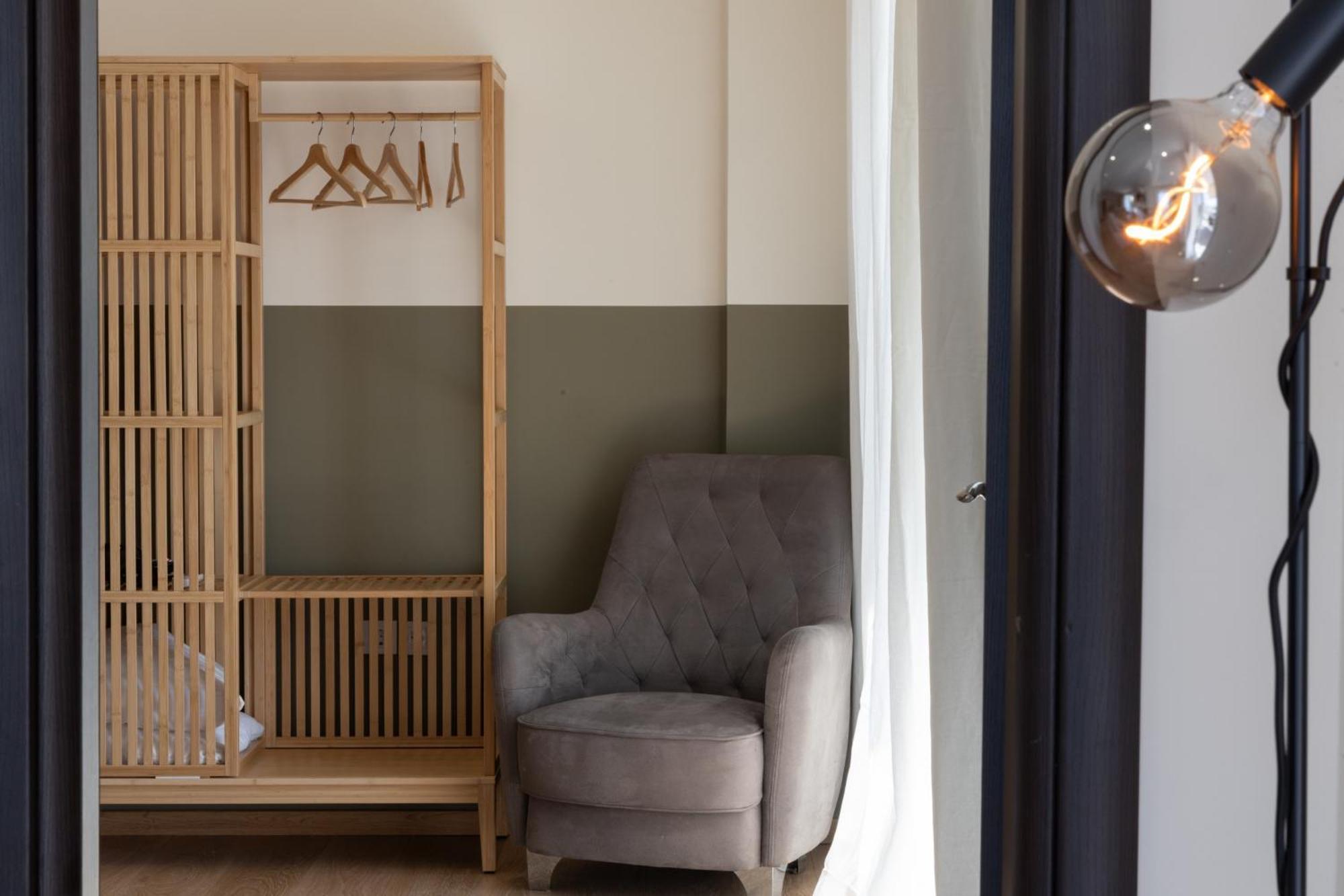Luxurious 3-Bedroom Seaside Retreat Fully Renovated In 2025 Athen Eksteriør billede