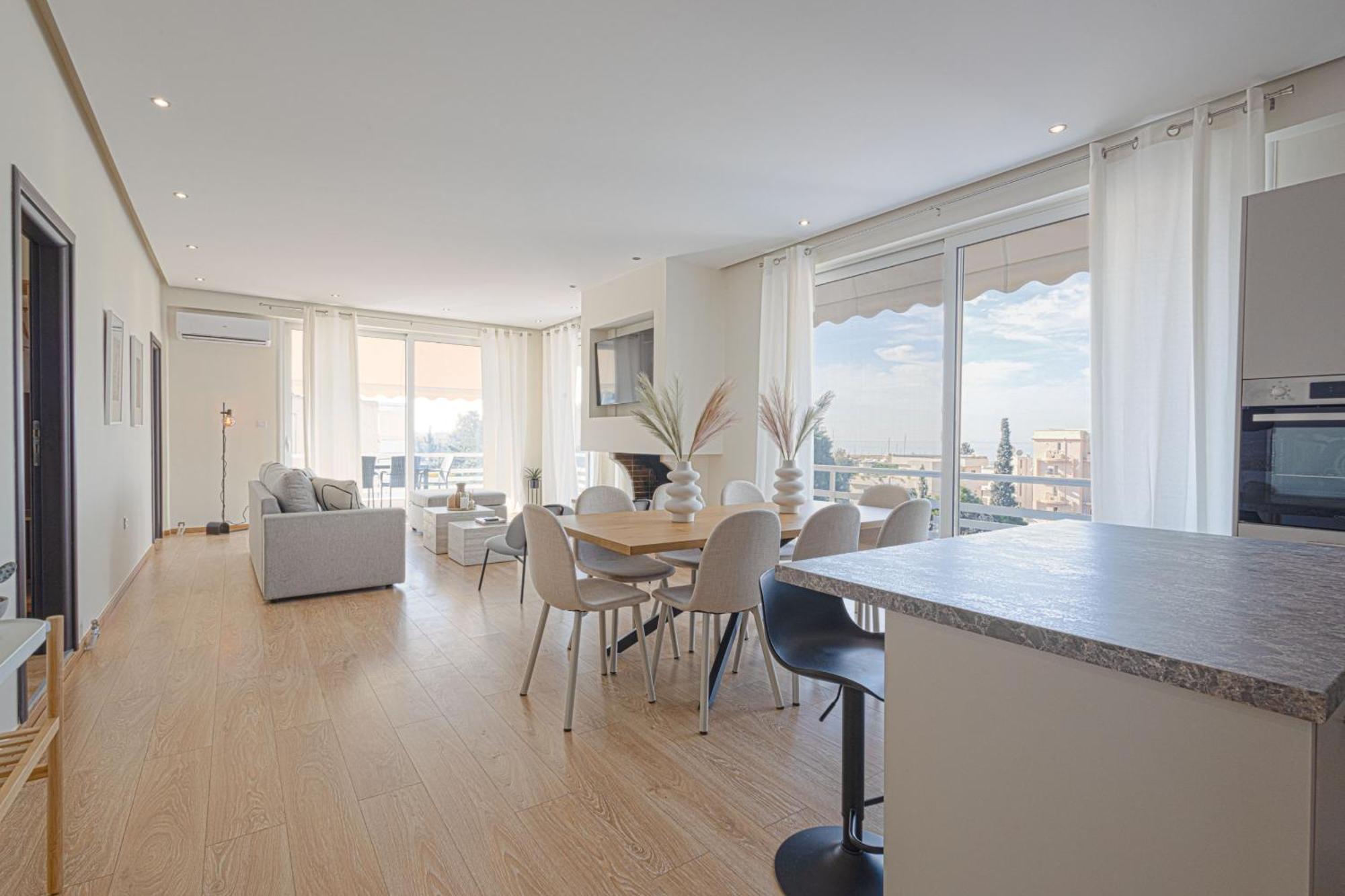 Luxurious 3-Bedroom Seaside Retreat Fully Renovated In 2025 Athen Eksteriør billede